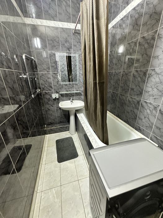 2/8/9 Мирабад метро Ойбек 60 школа улица Афрасияб