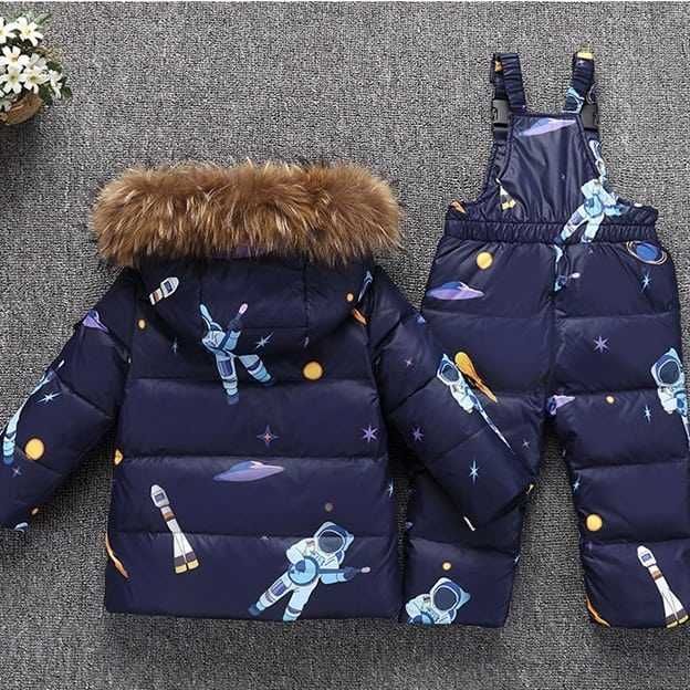 Продаю детские зимние куртки