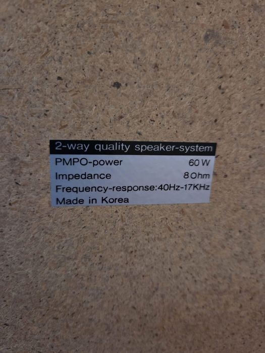 Vând set boxe Nesco