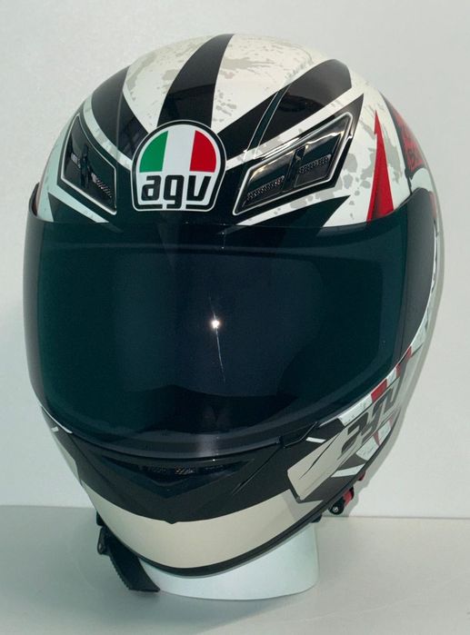 Каска за мотор AGV K3 размер XL в неразличимо от ново състояние.