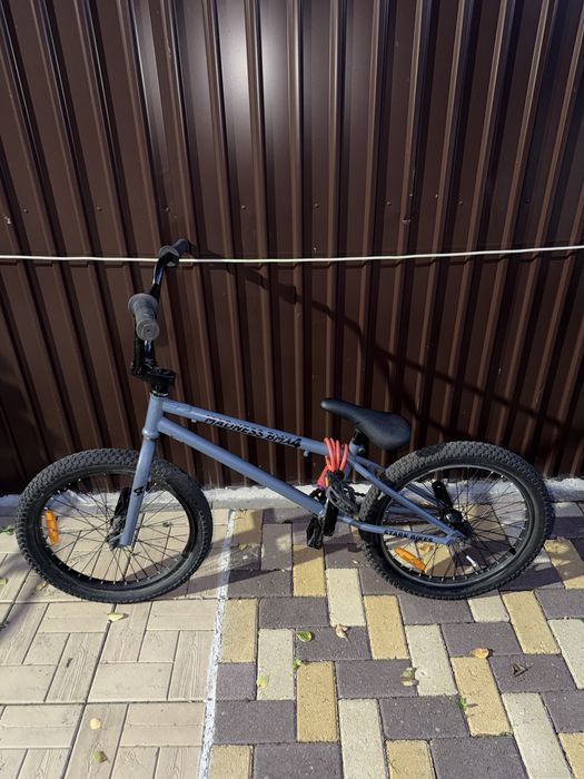 Трюковой велосипед  Stark Madness BMX 4