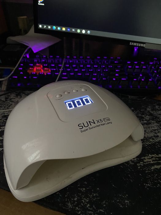 Продам лампу для маникюра