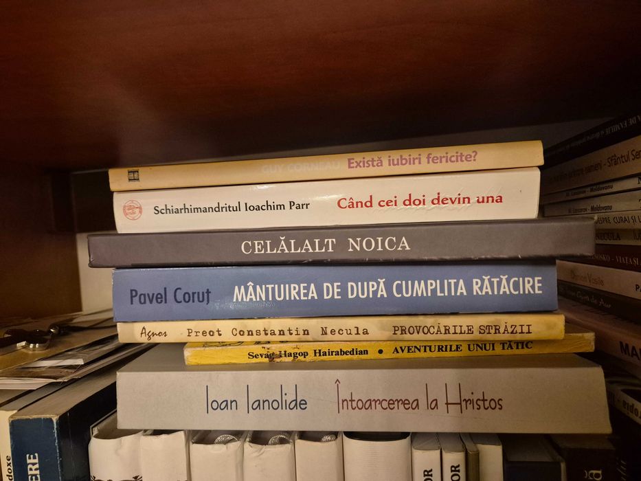 Carti religioase in stare foarte buna