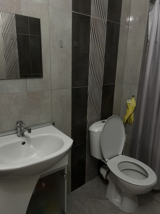 Дава се под наем Тристаен апартамент в Варна, Възраждане 3 - 85 кв.м за 663 € - Снимка #6