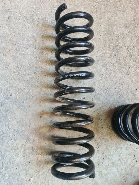 Продам пружины Monroe