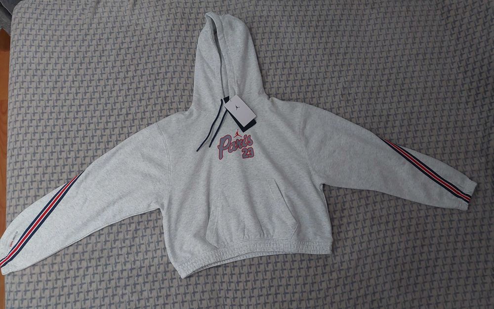 Hanorac scurt Jordan ,mărime XS