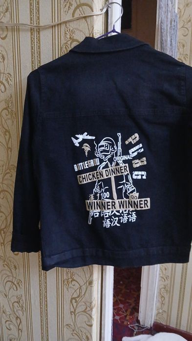 продаётся куртка джинсовая