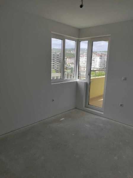 Дава се под наем Двустаен апартамент в Варна, Победа - 68 кв.м за 153000 € - Снимка #6