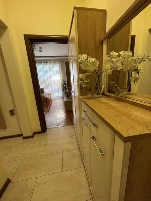 Дава се под наем Двустаен апартамент в София, Гео Милев - 90 кв.м за 765 € - Снимка #2