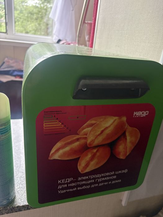 Продается печка кедр плюс рабочий
