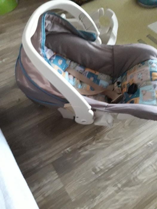 Кошница за новородено с основа