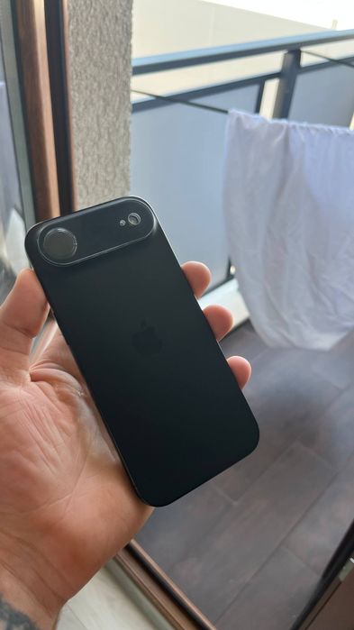 Нов! iPhone 17 air black