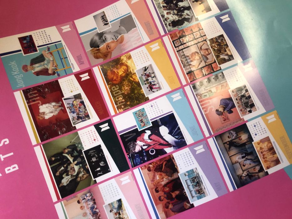 BTS книга и постеры