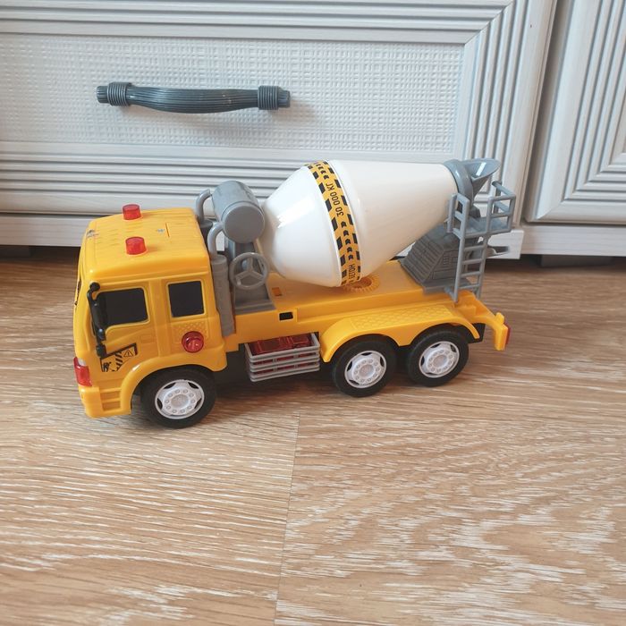 Весы игрушечные детские