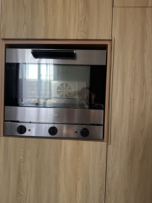 Духовой шкаф Smeg