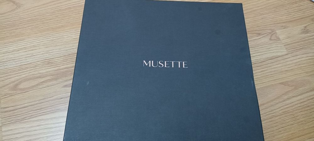 Vând Botine Muzette!