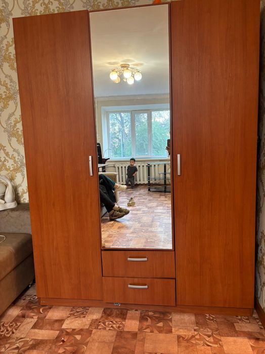 продам шкафы ,некоторые отдам даром