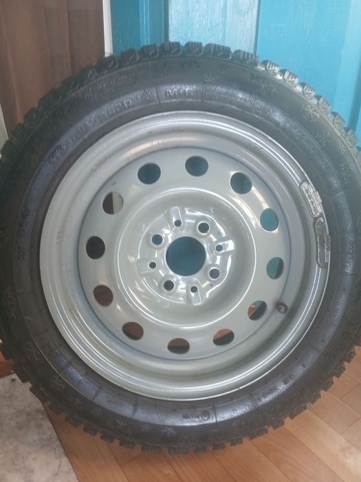 Резина шипованная на дисках  175/65  R14