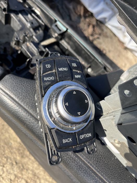 Голяма навигация бмв/bmw f10 f11 бмв ф10 ф11 навигация