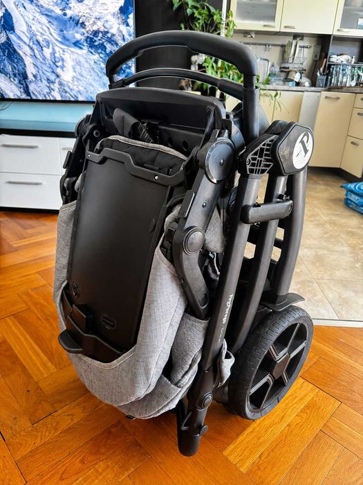 Система за пътуване Peg Perego Book Elite City Gray 3in1 - кош за новородено, детска количка и столче за кола.