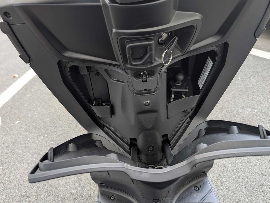 Scuter Aprilia SXR50