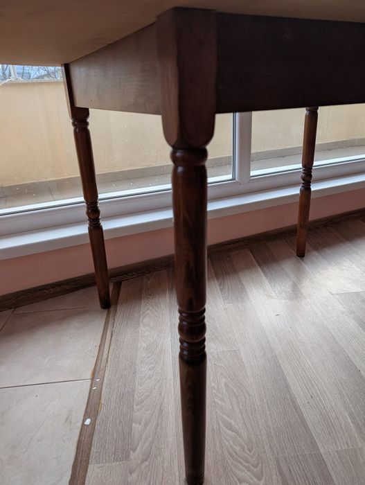 Голяма дървена маса – Владиславово