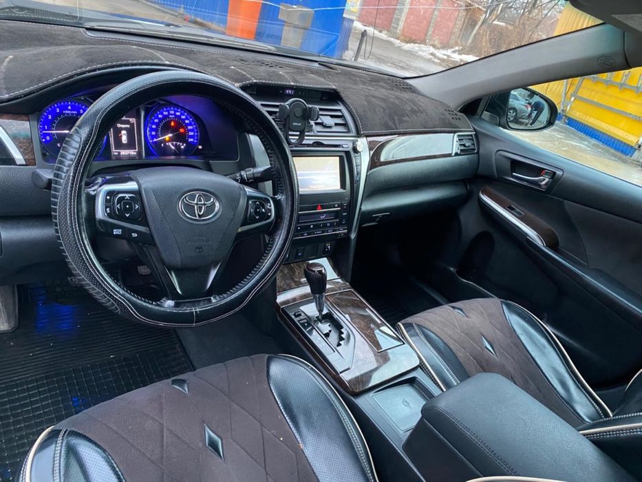 Тойота камри 2015