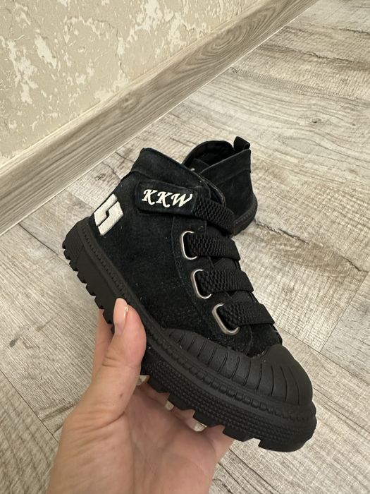 Ботинки кроссовки 29 30