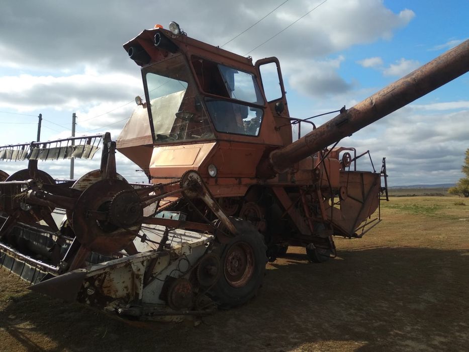 Продам Комбайн СК-5