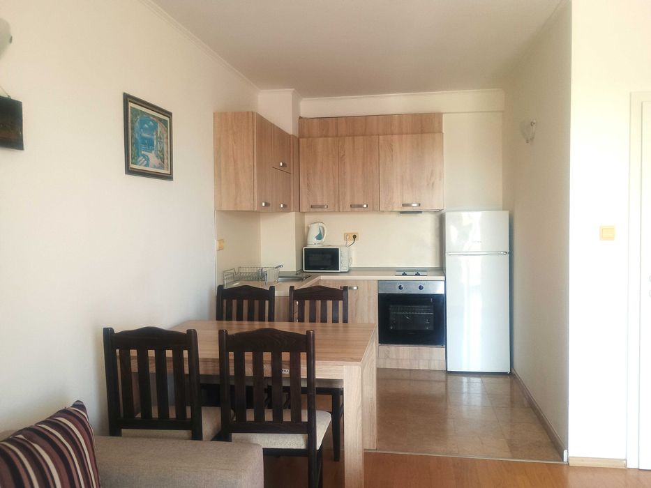 ТОП ЛОКАЦИЯ /Първа линия, до Дюната, гледка море,паркинг и две тераси