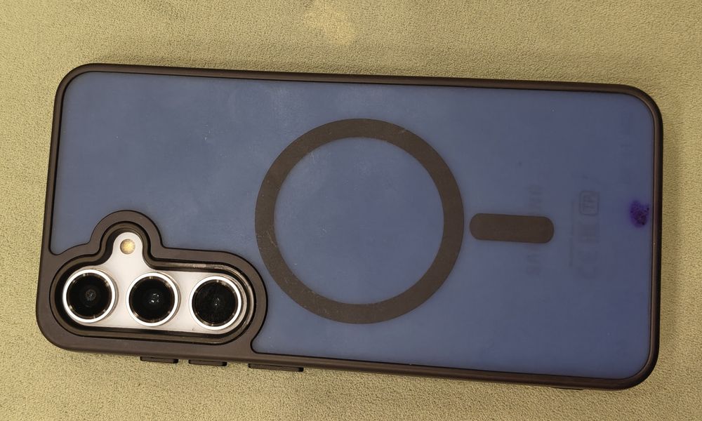 Продам Самсунг s24FE