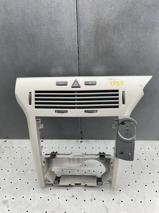 Consola centrala Opel Astra