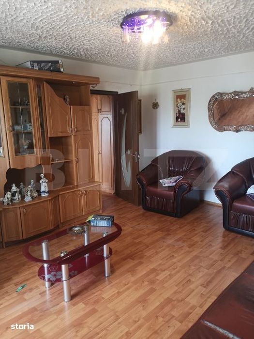 Apartament cu 2 camere, 55 mp, zona Gaesti — fotografia 1