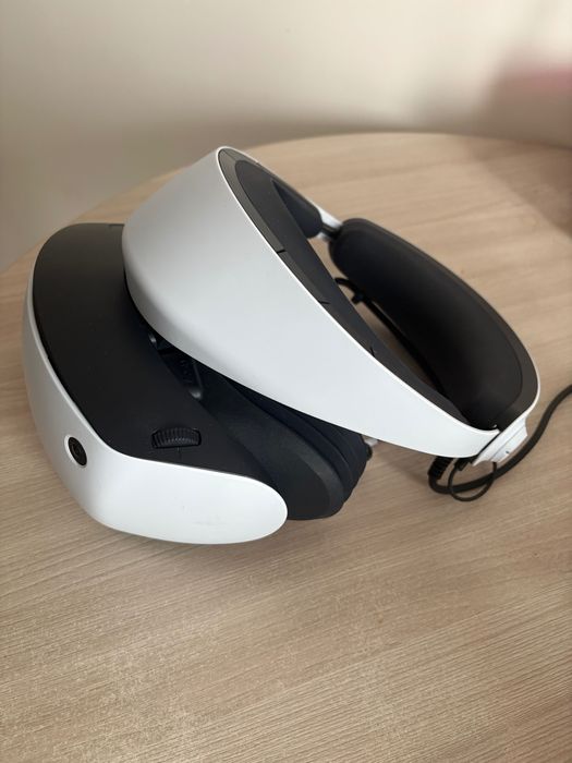 Продаю шлем виртуальной реальности PS VR2