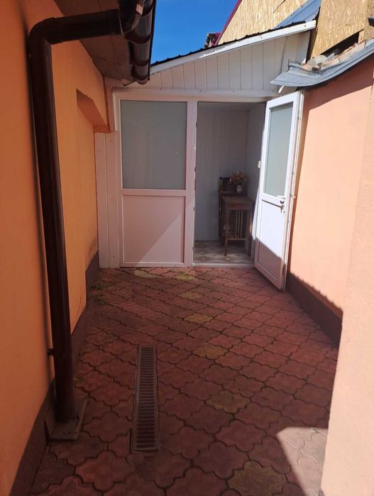 Casa la curte Cora Alexandriei