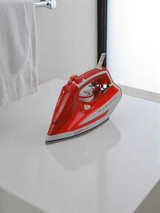 Утюг для глажки, мощный паровой с антипригарным покрытием