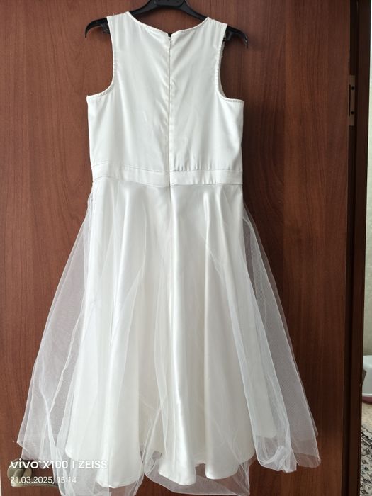 Платье детское на 7-8 лет, нарядное.