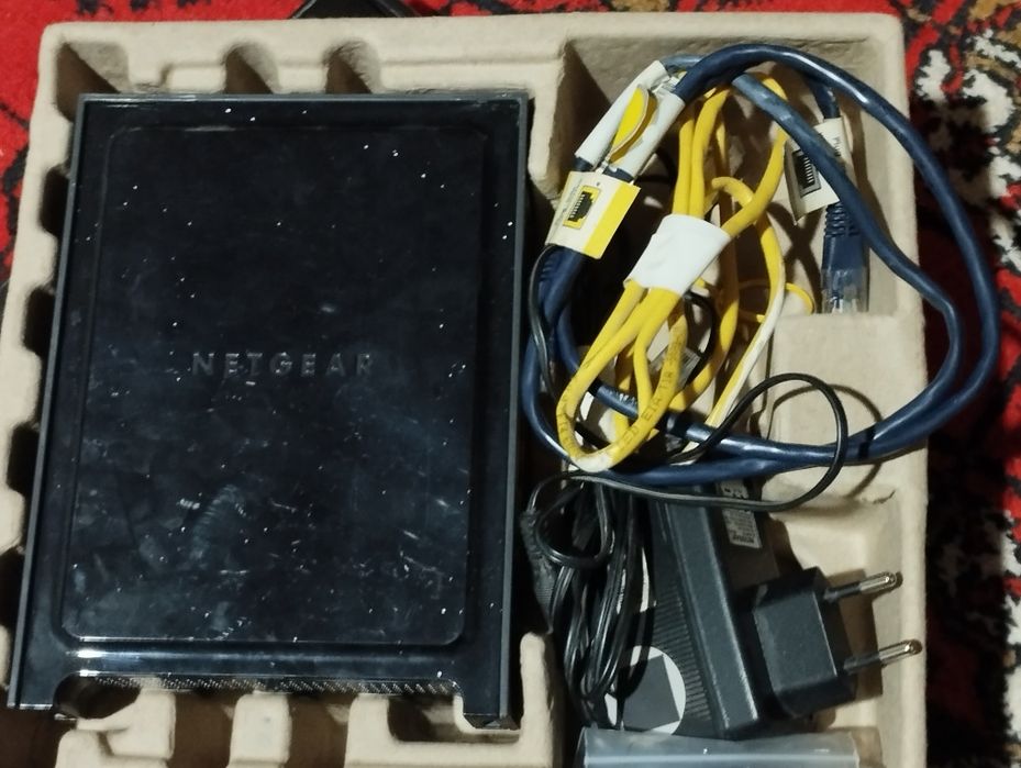 беспроводной гигабитный маршрутизатор NETGEAR N300 (WNR3500L).