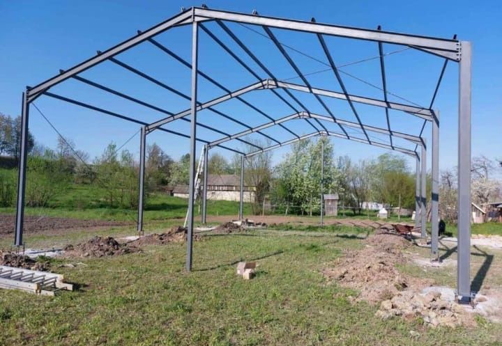 Structura metalică de vânzare 12x25x4 din ipe 180 pret 6000 euro