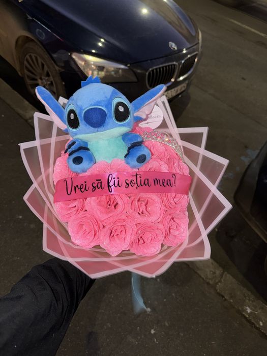 Buchete TRANDAFIRI VALENTINE S DAY (Stitch, Sclipici, Bibble, Angel)