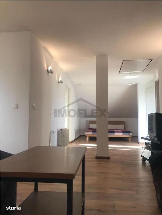 EXCLUSIVITATE ! Casa pe 3 etaje de vanzare in Cenad la pret de apartam