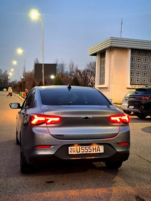 Onix redline sotiladi