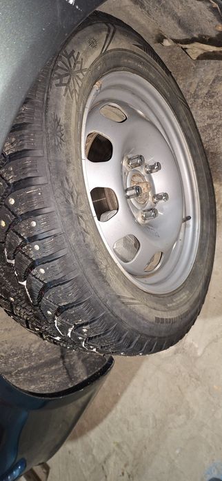 Шины зимние. камри