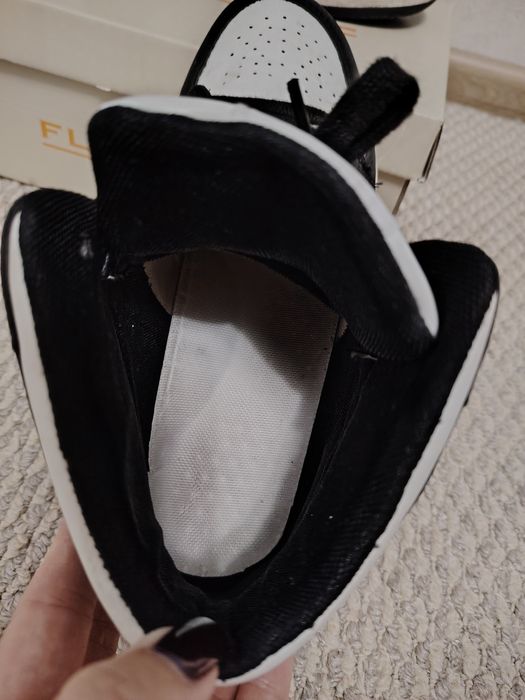 Продам джорданы Nike