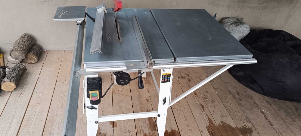 Дисковая пила по дереву