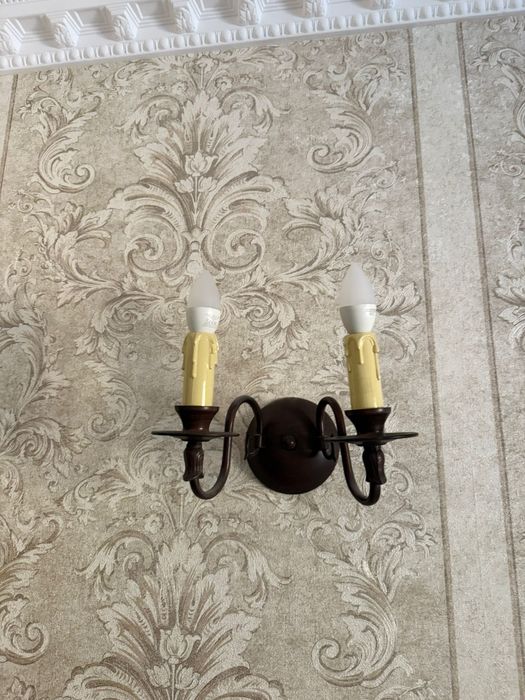 Corpuri de iluminat stil clasic