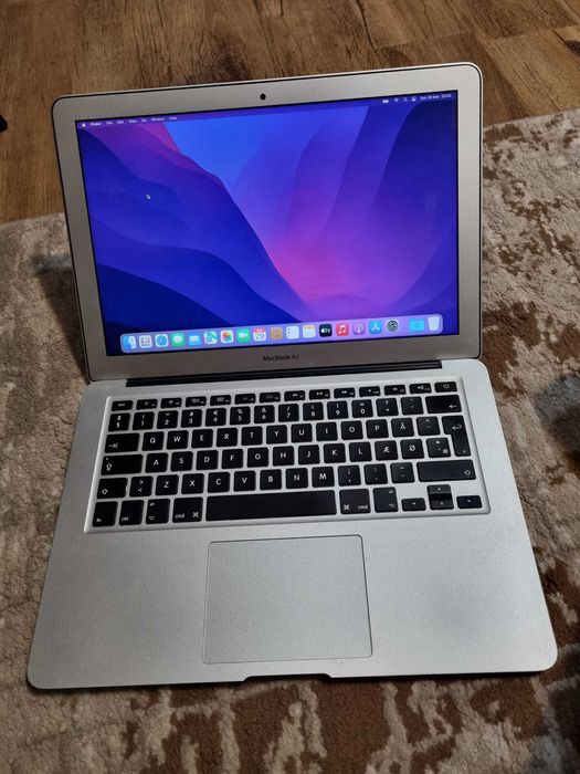 MacBook Pro A1707  (2017) touchbar i7 7700HQ 15.4"  Retina 2880x1800 (2.8K)