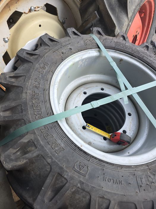 Piese tractor motoagricola, anvelope.10.0-15,3