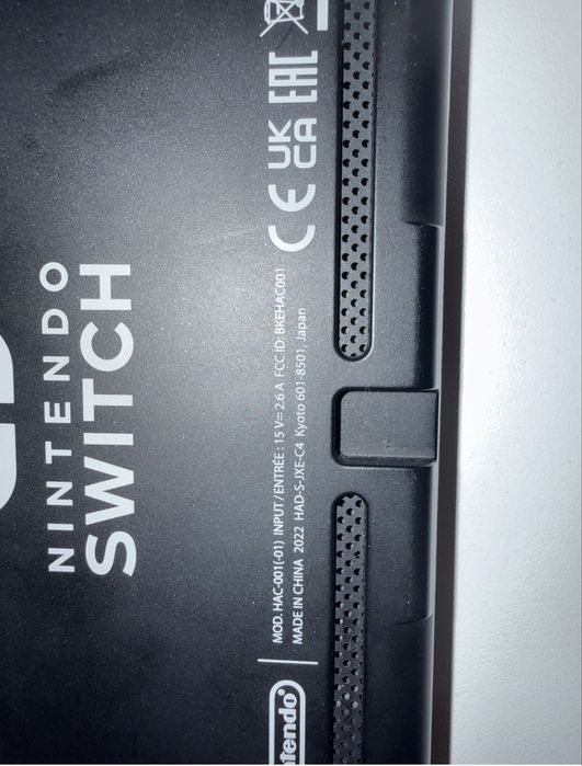 Нинтендо свитч,Nintendo switch V2, 2 картриджа в комплекте