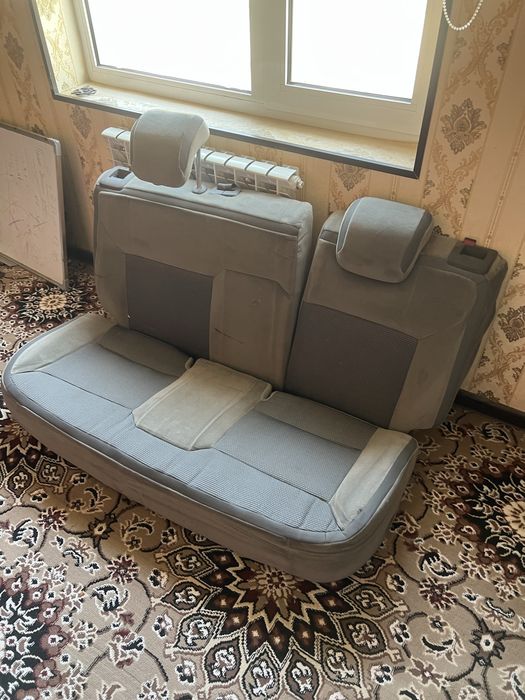 Продам сидения от кобальт